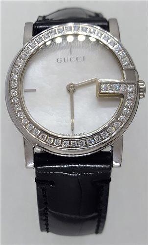 Gucci watch stainless clearance steel back water resistant